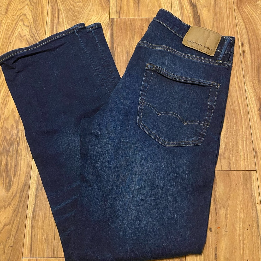 American Eagle Outfitters Men’s Dark Indigo Classic BootCut Jeans  waist 31x34